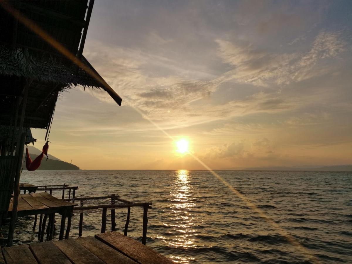 Kri Raja Ampat Bungalows 外观 照片