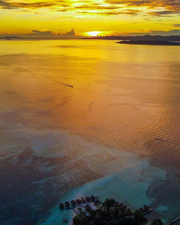 Kri Raja Ampat Bungalows 外观 照片